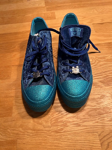 Converse tennarit koko 41 siniturkoosi