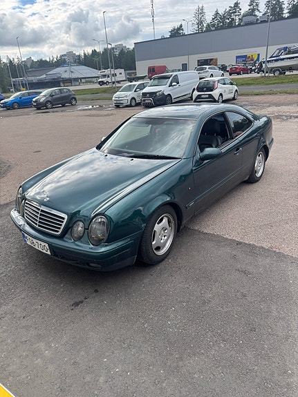 Mercedes-Benz CLK230 Kompressor OSINA