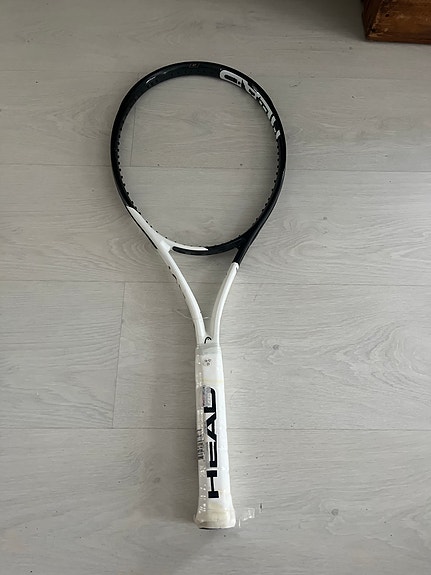 Head ja Wilson tennismailat 3 kpl