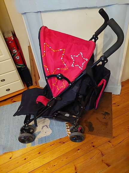 Safety 1st matkarattaat musta/pinkki