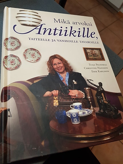Mikä arvoksi antiikille, taiteelle ja vanhoille tavaroille.