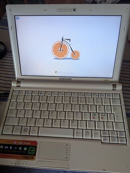 Retro Samsung NC10-netbook – toimiva miniläppäri