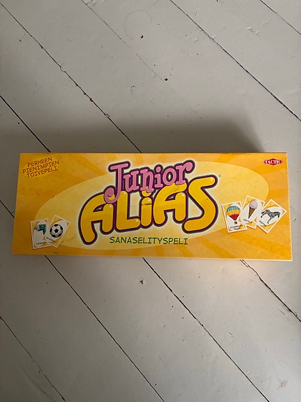 Junior Alias sanaselityspeli