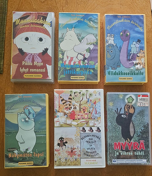 Muumi ja Myyrä VHS-kasettipaketti, 6 kpl + 2 Muumia kaupan päälle