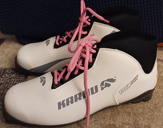 Karhu Classic Tour hiihtomonot