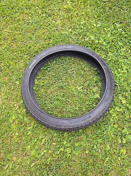 Uusi Polkupyörän ulkorengas 20×2.10 54-406