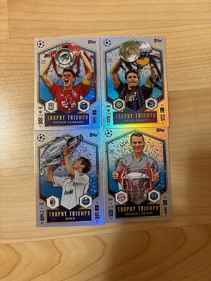 Topps Match Attax Trophy Triumph jalkapallokortit 4 kpl
