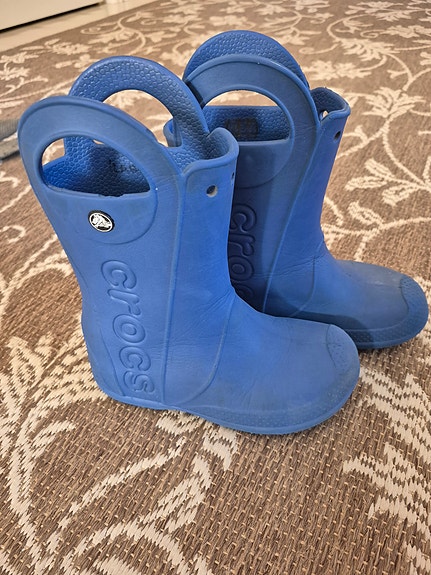 Crocs kumisaappaat