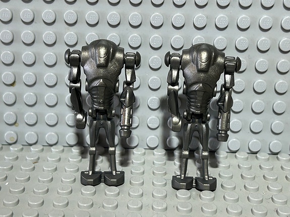 2 kpl Lego Star Wars minifiguuria , Super Battle Droid , sw0230