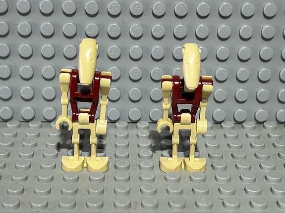 2 kpl Lego Star Wars minifiguuria : Security Battle Droid , sw0096