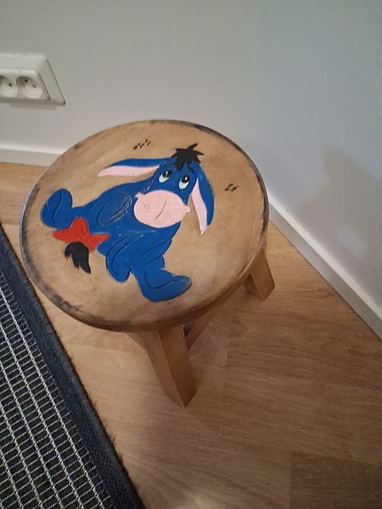Ihaa lasten jakkara