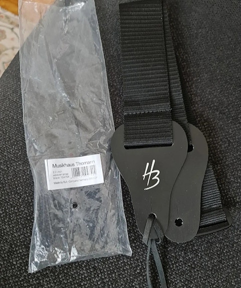 kitaran hihna Harley Benton. Uusi