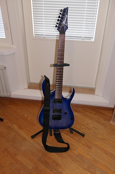 Ibanez RGA42FM-BLF Seymour Duncan mikrofoneilla