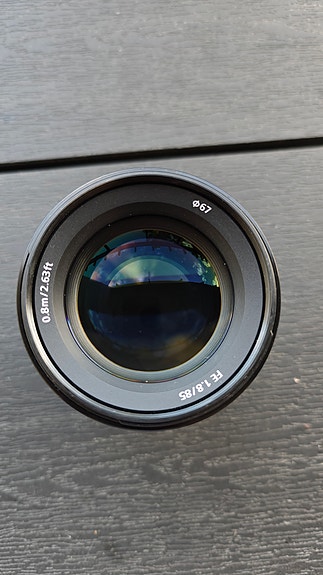 Sony 85mm 1.8 objektiivi