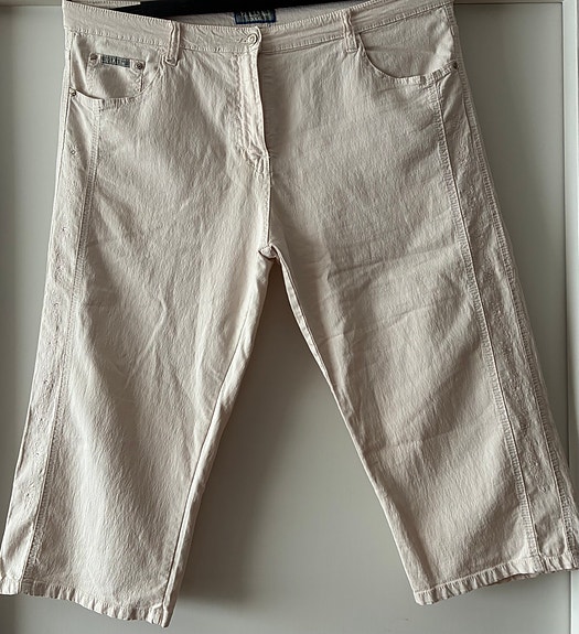 Caprihousut vaaleat XXXL