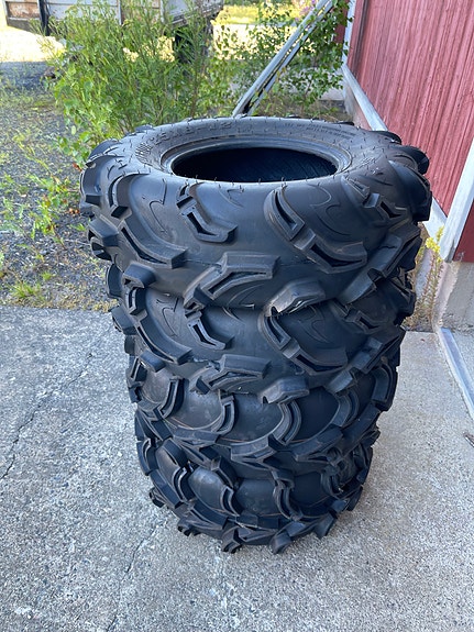 SunF Warrior renkaat 25x8-12 mönkijän renkaat