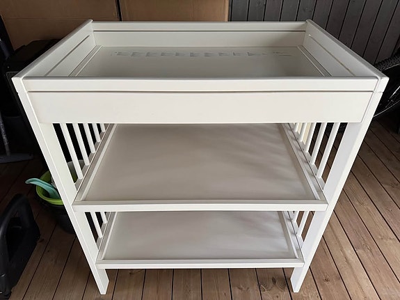 IKEA GULLIVER Hoitopöytä valkoinen