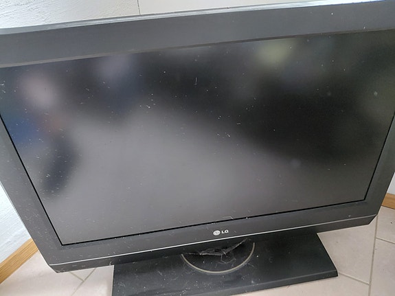 LG 32LC51 32" televisio