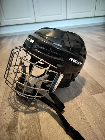 BAUER IMS 5.0 JÄÄKIEKKO KYPÄRÄ