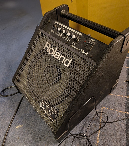Roland PM-10 V-Drums -vahvistin