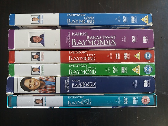DVD-setti ### Kaikki rakastavat Raymondia