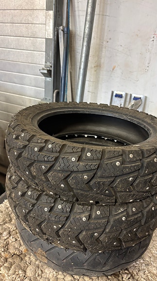 Skootterin nastarenkaat Sava 120/70/R12