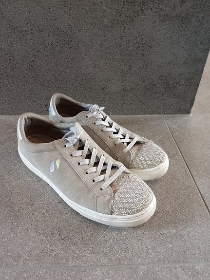 Skechers kengät / tennarit