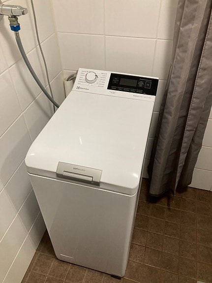 Electrolux päältä täytettävä pesukone