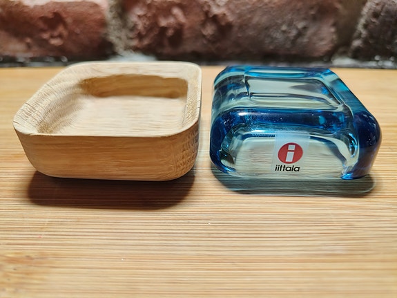 Iittala sininen vitriini