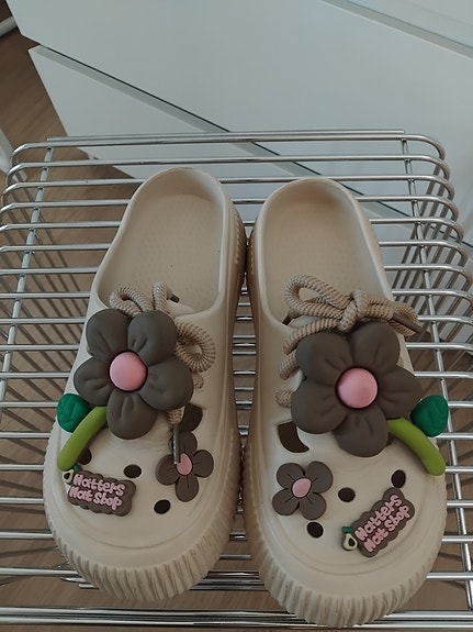 "Crocs"- kengät beige 😊