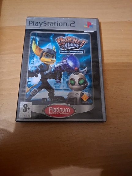 Kotelo+ohjekirja - Ratchet & Clank 3 - Going commando
