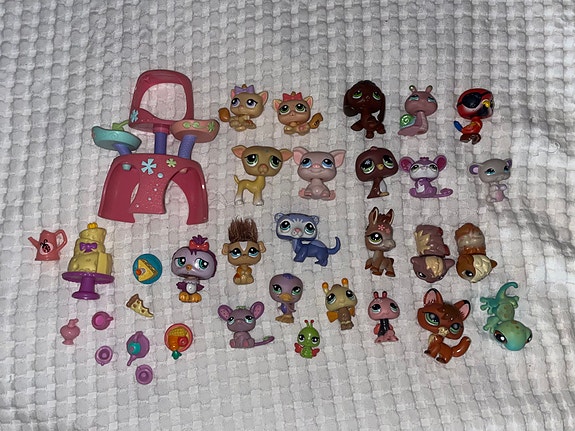 Littlest Pet Shop -figuureja ja tarvikkeita