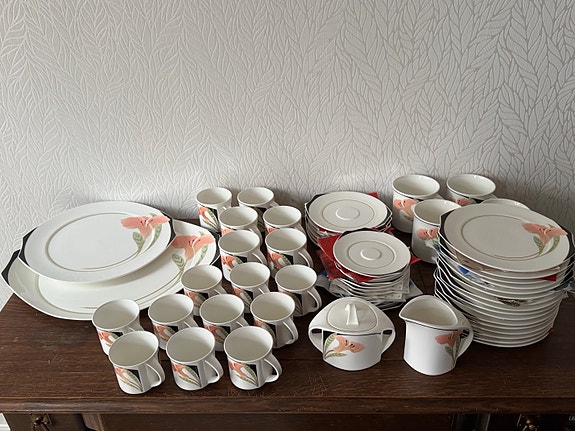 Villeroy & Boch astiasto Iris, 62 osaa