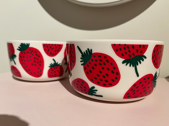 Marimekko Oiva Mansikka kulho