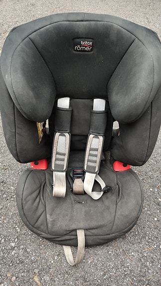 Britax Römer Multi-Tech II -turvaistuin (9–25 kg) + ankkurivyöt