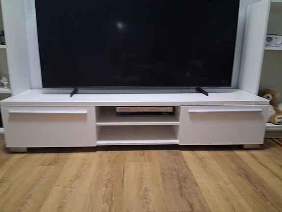 tv-taso valkoinen