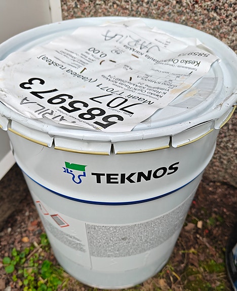Teknos Nordica Eko 3330-03 ulkomaali vaalea ruskea