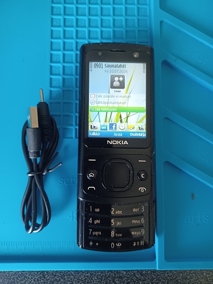 Nokia 6700 "liukukansi"