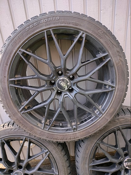 Dotz 19" ET25 Audi ym.