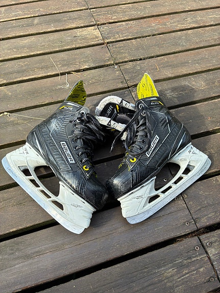 BAUER SUPREME ELITE 3 D