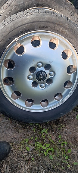 BRIDGESTONE 205/55-16 JA ALU-VANTEET