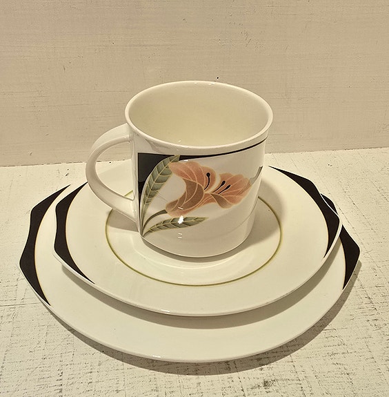 Villeroy & Boch Iris kahviastiasto 5hlö