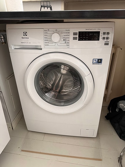 kapea Electrolux Perfectcare 5kg pesukone