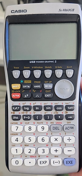 Casio fx-9860GII graafinen laskin – hyväkuntoinen