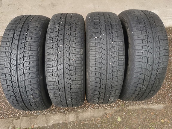 Michelin kesärenkaat/kitkarenkaat R16 205/60