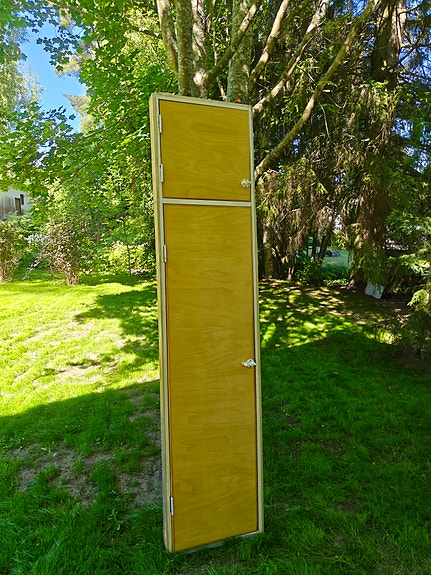 Kaapin ovet karmeineen