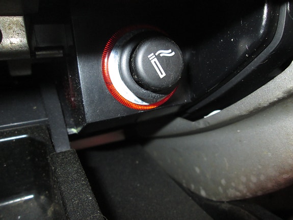 Seat Leon Tupakansytytin