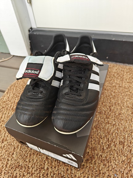 Adidas Copa Mundial koko 42