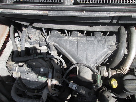 Ford Focus c-Max Sylinterinkansi