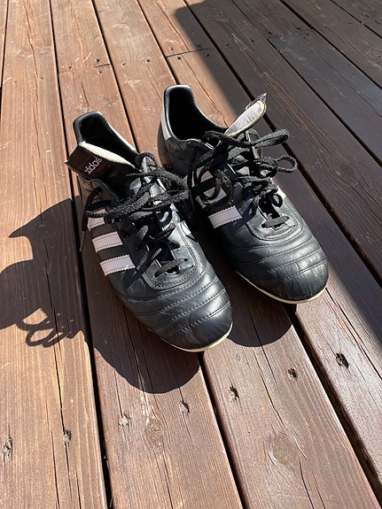 Adidas Copa Mundial jalkapallokengät koko 42/23
